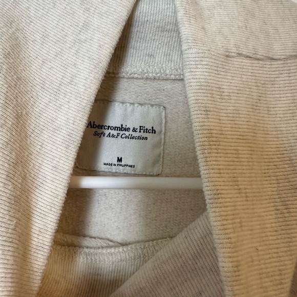 Abercrombie & Fitch Turtleneck Sweatshirt - Picture 3 of 3